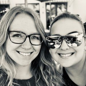 Meet your Posher, Brittni